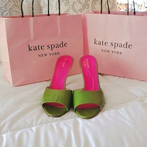 KATE SPADE NEW YORK GREEN & PINK SLIP-ON ON HEELS